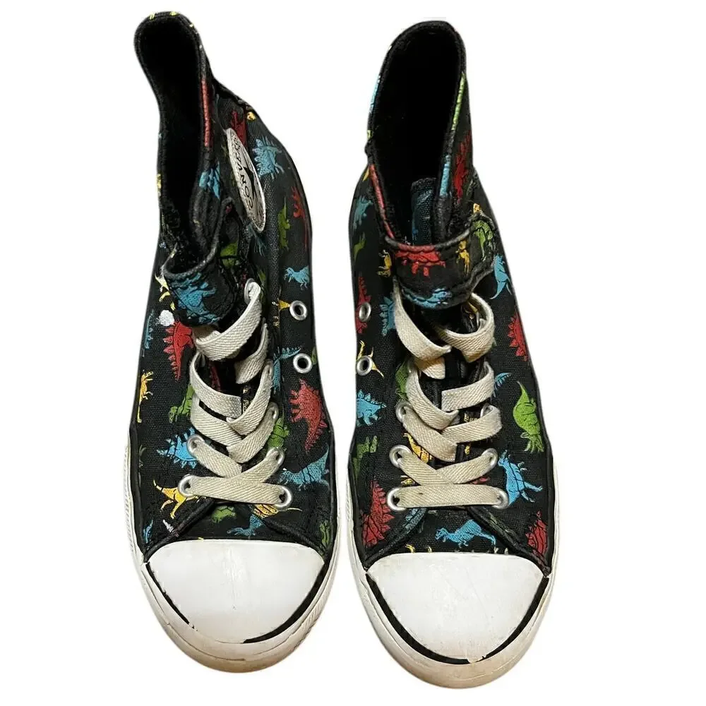 CONVERSE Kids Black hi top dinosaur lace and rip top closure. Pre owned size 3